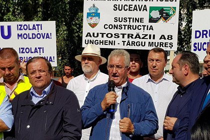 Suceava, prezentă la protestul din  Târgu Mureş, pentru realizarea  autostrăzii care să lege Moldova de Ardeal