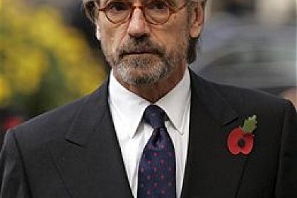 La mulți ani Jeremy Irons!