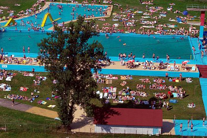 Piscine cu apă caldă și jacuzzi, în municipiul Suceava, de anul viitor