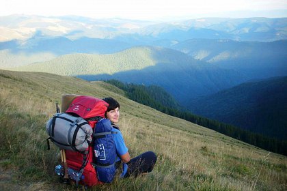Cursuri gratuite de alpinism clasic și hibernal, rafting, speologie și supraviețuire