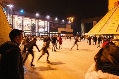 Vineri se deschide Patinoarul Ice Dream de la Iulius Mall