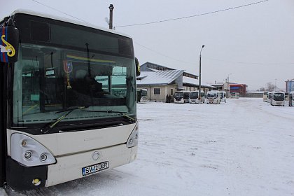 Cum circula autobuzele şi microbuzele TPL de Revelion si în primele zile din 2018
