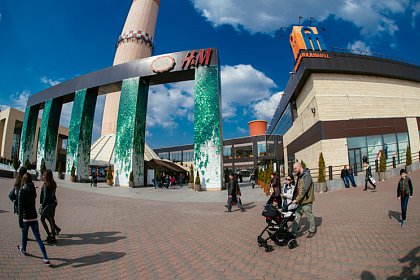 Brandurile din Iulius Mall Suceava sărbătoresc noul an cu promoții de până la 70%