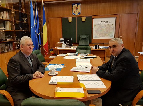 Primarul Sucevei, Ion Lungu, la discuții cu ministrul Educației, Valentin Popa