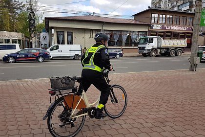 Primul oraș din țară în care Poliția Locală patrulează pe biciclete electrice