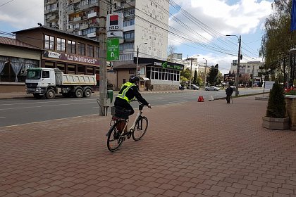 Primul oraș din țară în care Poliția Locală patrulează pe biciclete electrice