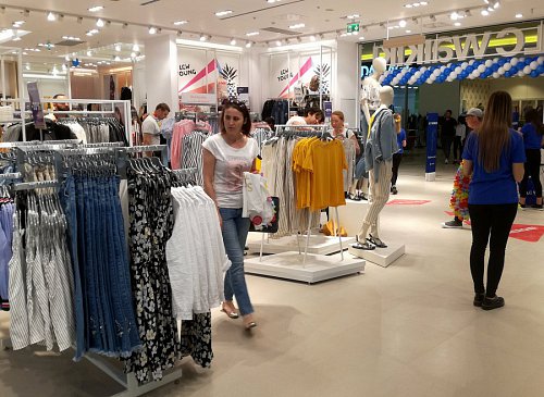 Brandul de fashion LC Waikiki a deschis cel de-al 30-lea magazin din România la Iulius Mall Suceava