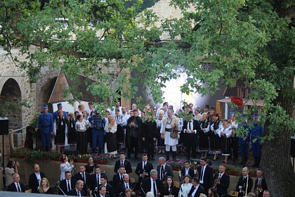 „Crai Nou”, un spectacol extraordinar în Cetatea Sucevei, după 25 de ani (Foto)