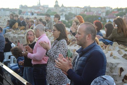 „Crai Nou”, un spectacol extraordinar în Cetatea Sucevei, după 25 de ani (Foto)