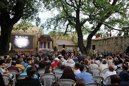 „Crai Nou”, un spectacol extraordinar în Cetatea Sucevei, după 25 de ani (Foto)