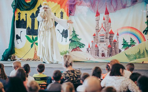 „Mica Sirenă”, spectacol de teatru interactiv, la Iulius Mall