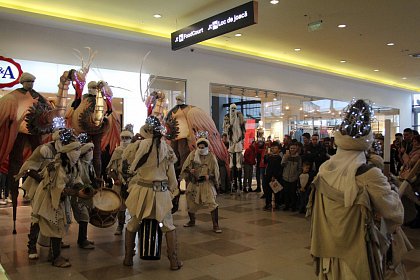 Zeci de mii de suceveni au sărbătorit, în week-end, 10 ani de Iulius Mall Suceava. Vezi cum a fost atmosfera!