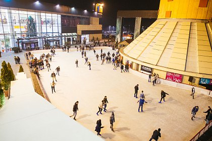 S-a deschis și Patinoarul Ice Dream de la Iulius Mall