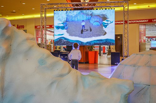 Călătorie pe un ghețar, prin intermediul realității augmentate, la Iulius Mall